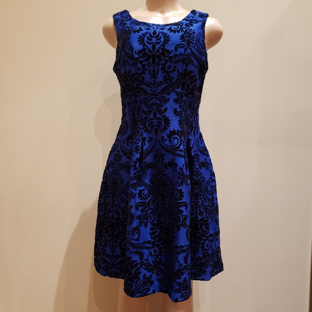 Roz & Ali Dress B23